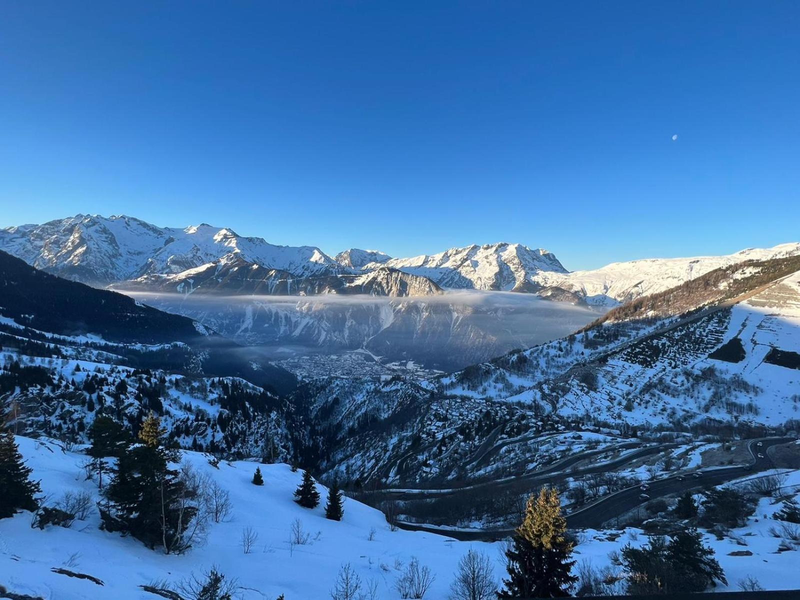 Stunning Apartment With Breathtaking View! Huez Esterno foto